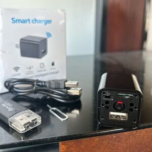 Smart Charger Hidden Camera - Black